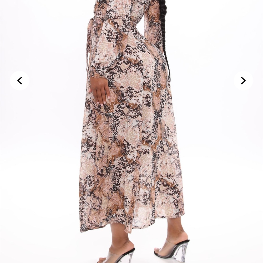 🪷Elegant Cream and Black Women's maxi Dress🪷 - Picture 4 of 4